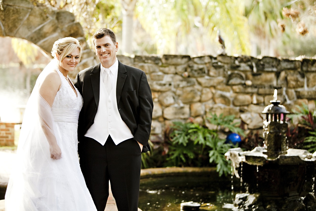 newlyweds-458119_1280.jpg